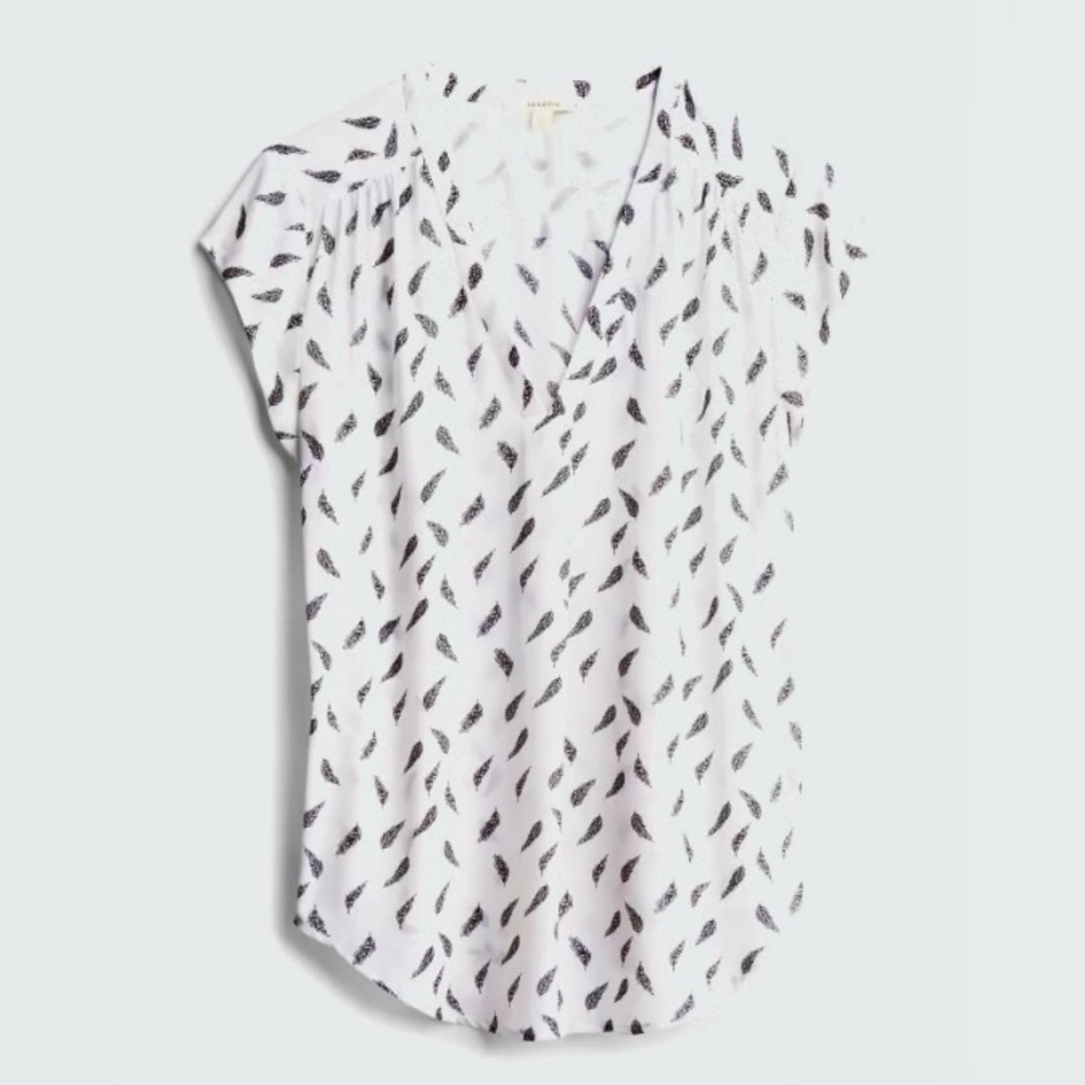 FUN2FUN Stitch Fix Lillian V Neck Blouse Sz L